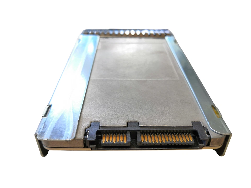 IBM/Intel SSD SAS 2.5" 400GB 6Gbps 00AJ165 with Lenovo caddy 00E7600 - Image 4 of 4