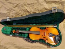 Suzuki No. 220 1/2 Violin, Japan 1979, with case bow, Fair Condition