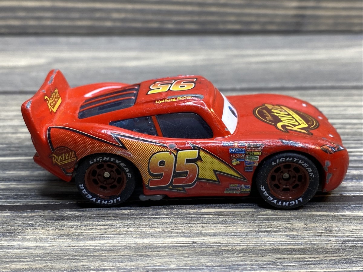 Disney Pixar Cars Movie Die Cast Model Car Red Lighting McQueen No