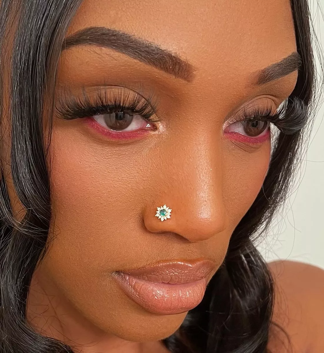 Emerald Flower Nose Stud With Unique Petals Made Of Clear Cubic Zirconia  Stones