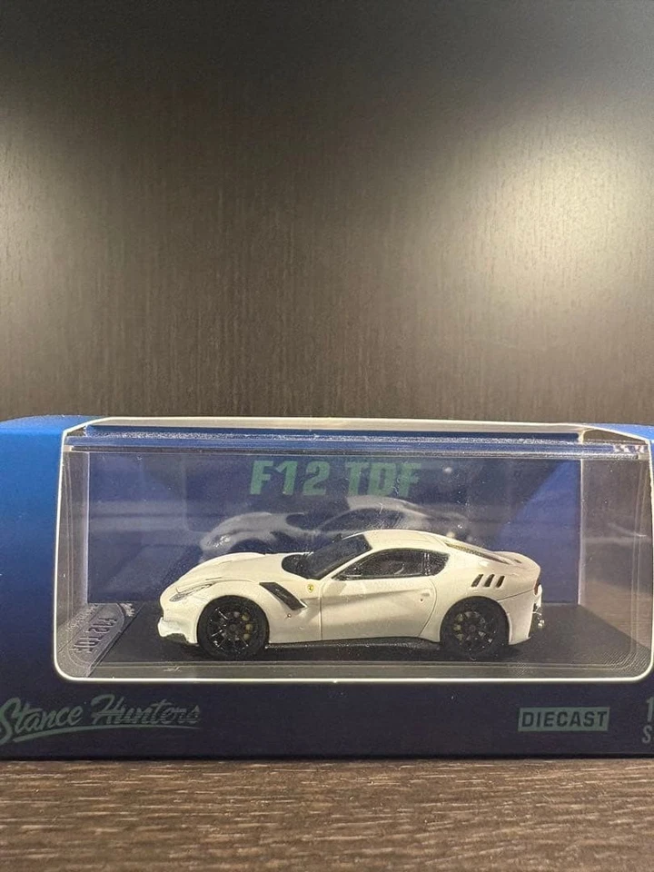 1 di 799 Ferrari F12 TDF - Immagine 3 di 4