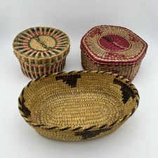 Small Grass Basket Lot Of 3 VTG