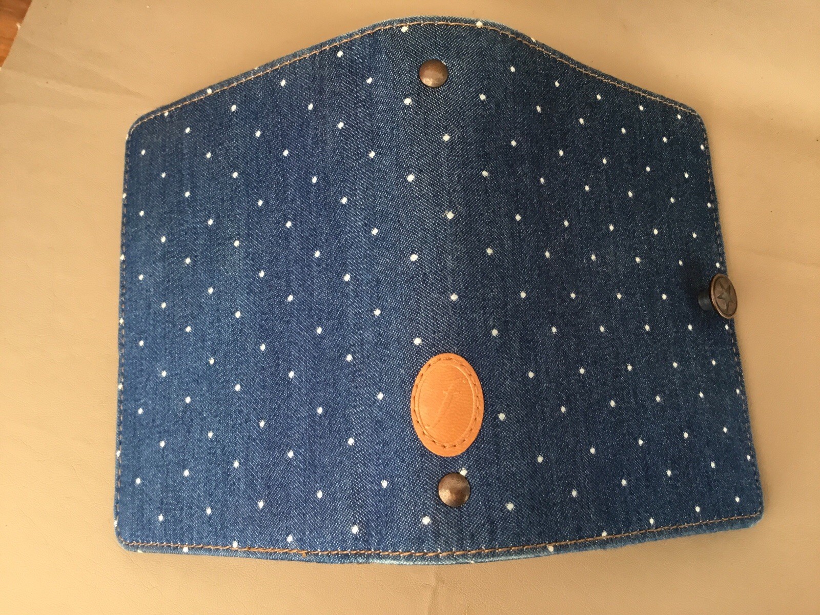 Picture 2 of 6