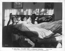 It Ain't Hay 1943 Movie Photo Bud Abbott Lou Costello Sleeping Horse  *P165b