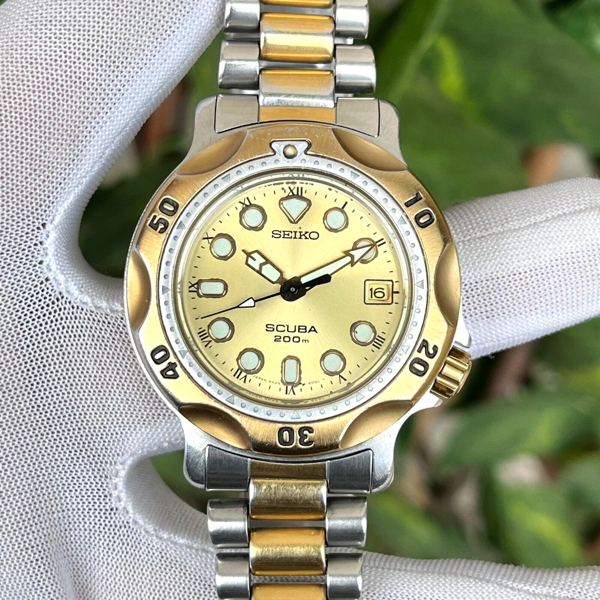Vintage Seiko Scuba Diver 200 M Sunburst Japan Made Men's Vintage Seiko Scuba Diver 200 M Sunburst Japan Made Men's