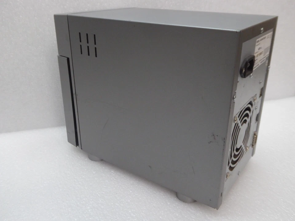 Buffalo TeraStation HS-DH0.0TGL/R5 4-Bay 3.5" SATA HDD { No HDDS } - Image 3 of 4