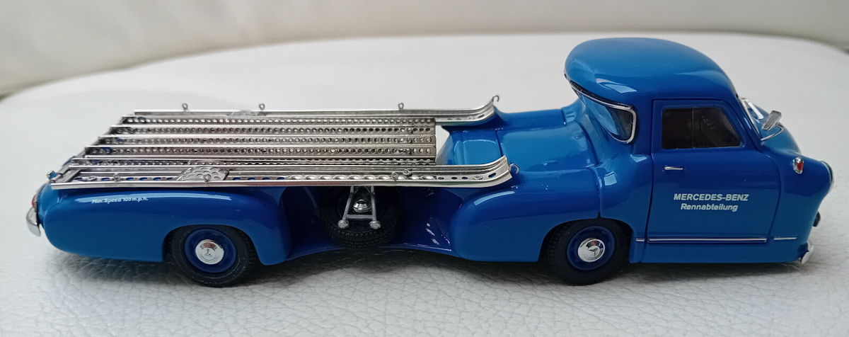 熱販売 CMC 1:43 Mercedes-Benz M-036K Modell 1954 Renntransporter 乗用車