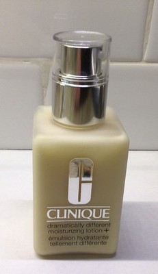 CLINIQUE Dramatically Different Moisturizing Lotion w/pump 4.2oz /125ml NEW