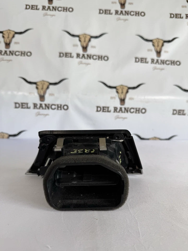 BMW 328-d 2012-2016 molduras de ambos lados molduras y ventilaciones de aire OEM usado  Foto 4 de 4