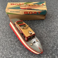 Vintage MODERN TOYS Japan Battery Op Electric Boat W/box
