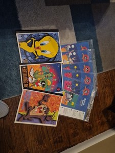 Vintage 1995 Looney Tunes Notebooks & Book Covers ~Tweety, Taz, Marvin & Bugs 