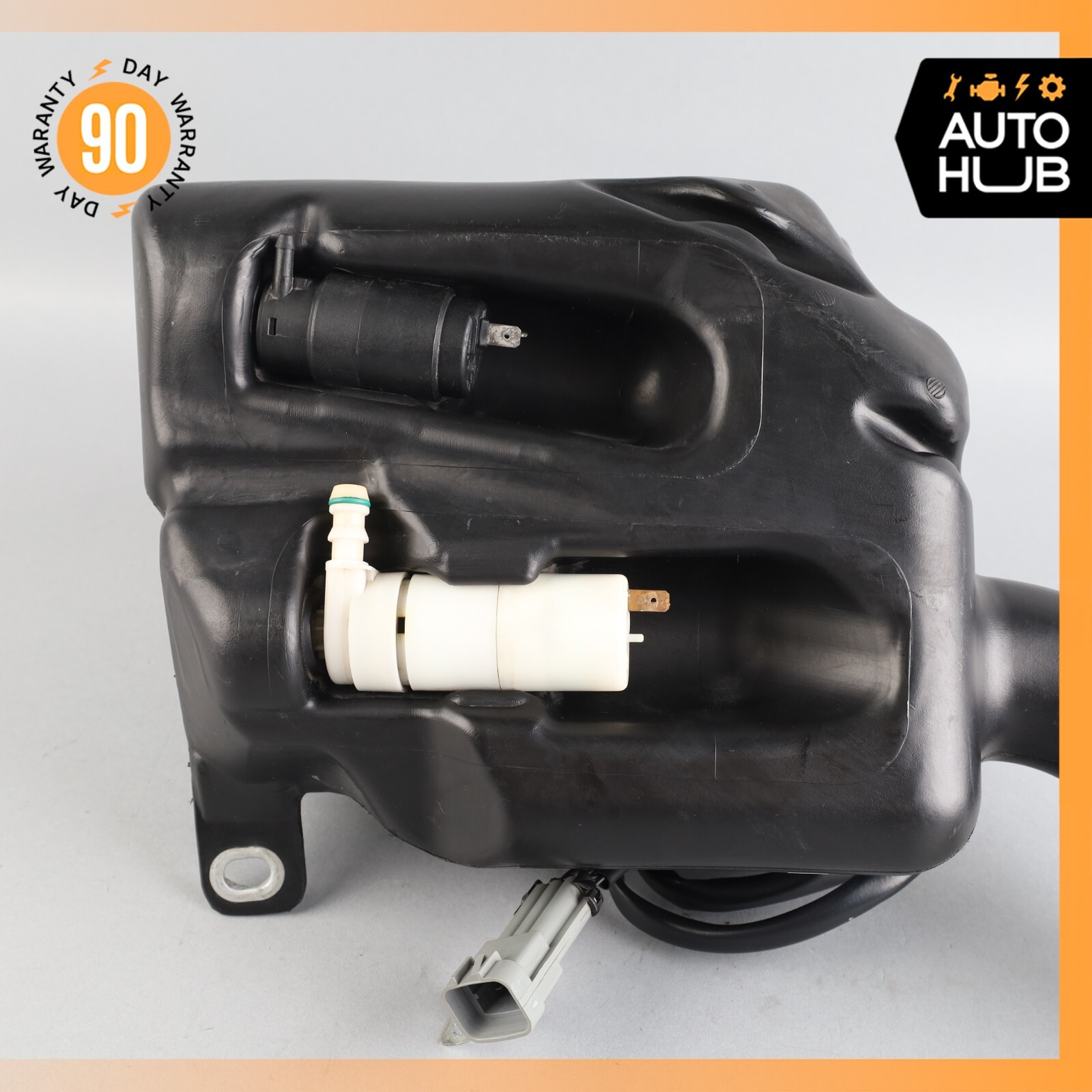 03-08 Maserati Quattroporte Headlight Windshield Washer Bottle Tank OEM 51k