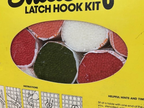 VTG SHILLCRAFT Latch Hook Kit #1400 APRICOT ROSE Rug Wall Hanging Floral SEALED - Picture 13 of 15