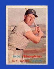 1957 Topps Set-Break #215 Enos Slaughter EX-EXMINT *GMCARDS*