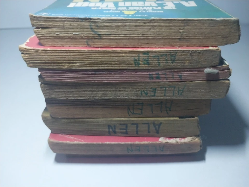 Lot Of 8 A.E. Van Vogt Novel- Slan, Universe Maker, Violent Man, Challenging,   - Image 4 of 4