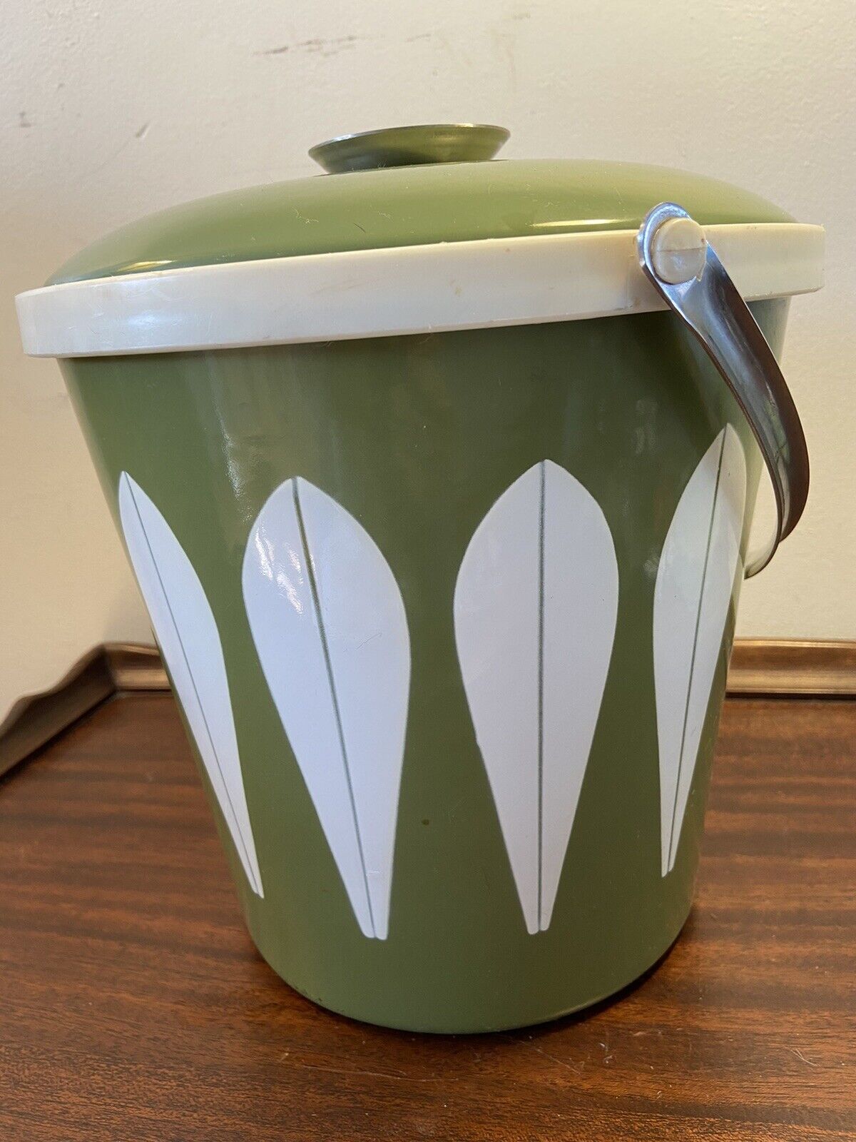 Vtg Cathrineholm Of Norway Green Lotus Enamelware Ice Bucket Mid Century Mod
