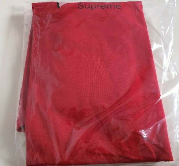 FW19 Supreme Bite red tee size L large T-shirt New And Unopened thumbnail 3