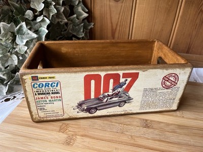 JAMES BOND 007 AUFBEWAHRUNGSBOX KISTE ALTHOLZ 33x20x13cm