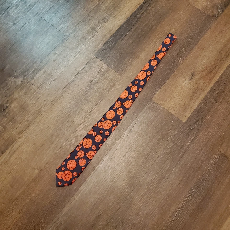 Corbata de baloncesto de poliéster para hombre hecha a mano 60" parquet corbata estándar Foto 2 de 4