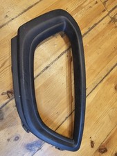VAUXHALL VIVA 2018 NSF PASSENGER SIDE FRONT FOG LIGHT TRIM SURROUND 95238878