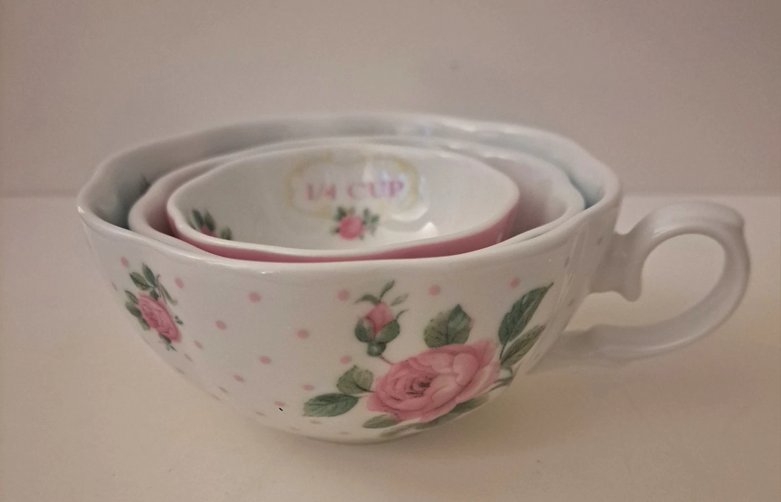 VTG Royal Albert Baking Bliss Measuring Cups 3 Round 1/4, 1/2, and 1 cup.