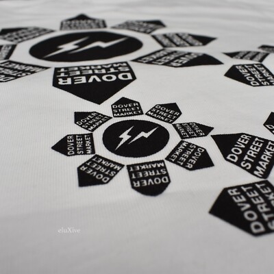 fragment DOVER st. ロゴ Tシャツ 黒 NWT Fragment Dover Street Market DSM Sunflower Logo T-Shirt
