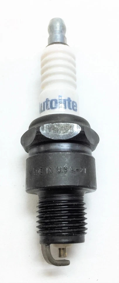 Bujía AUTOLITE 275 [Lote de 8] NOS Foto 4 de 4
