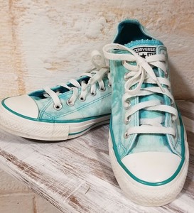 blue tie dye converse