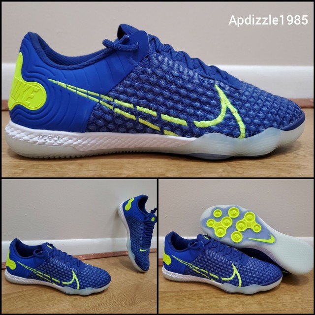 magista futsal shoes