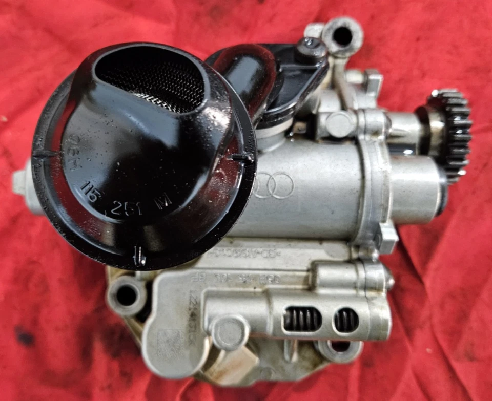 AUDI A4 A5 A6 Q5 2009-2018 bomba de aceite motor todo terreno 06H 115 105 BF OEM* Foto 3 de 4