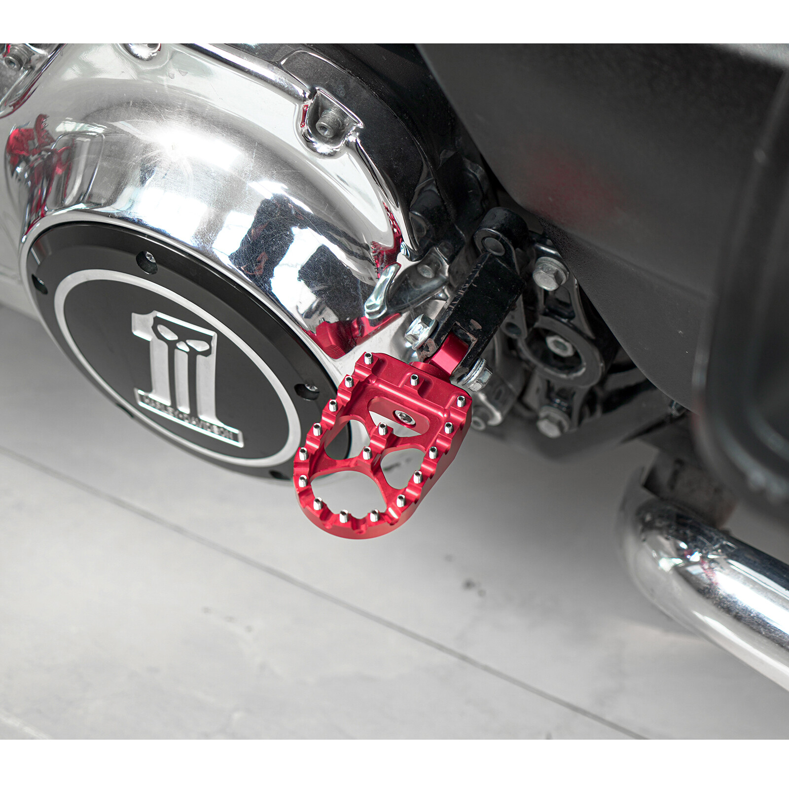 For Harley MX Rear Passenger Foot Pegs Touring Baggers Road King Road