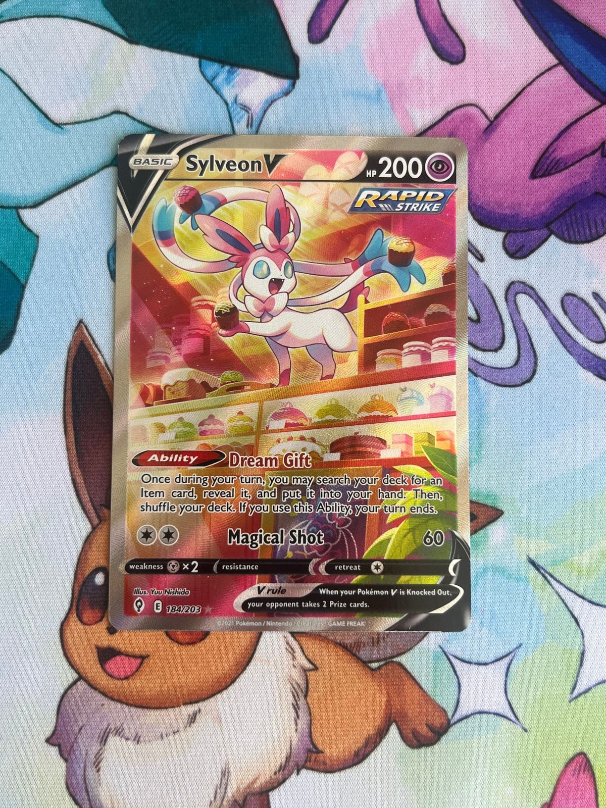 Sylveon V 184/203 Rare Ultra Evolving Skies Pokemon Near Mint Pokemon Card