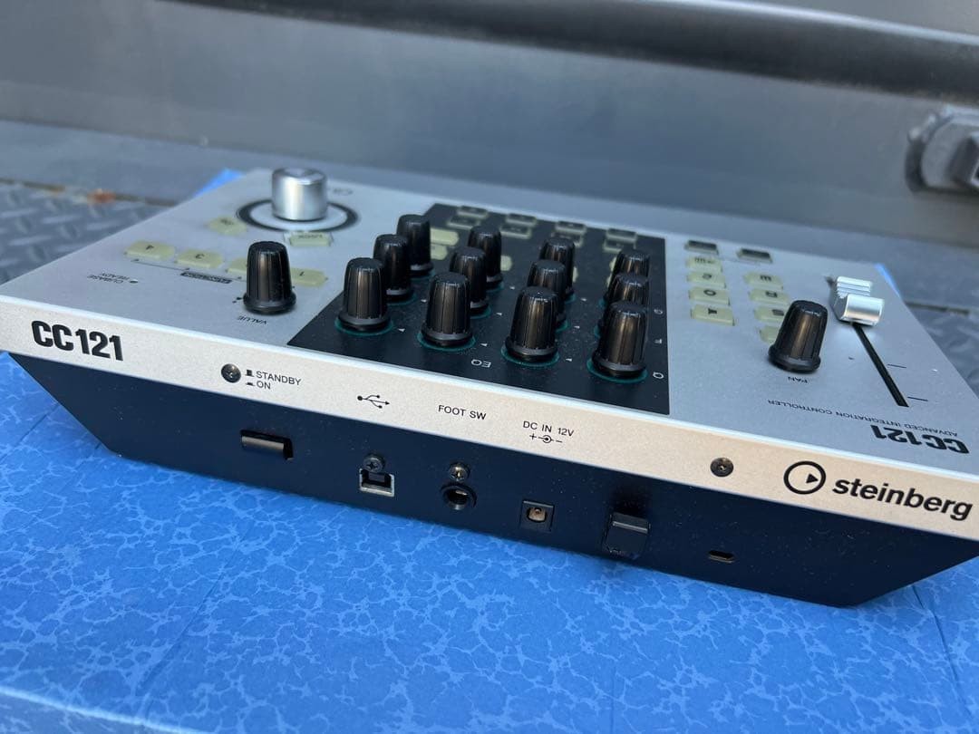 Steinberg CC121 USB Controller Advanced Integration Controller | eBay