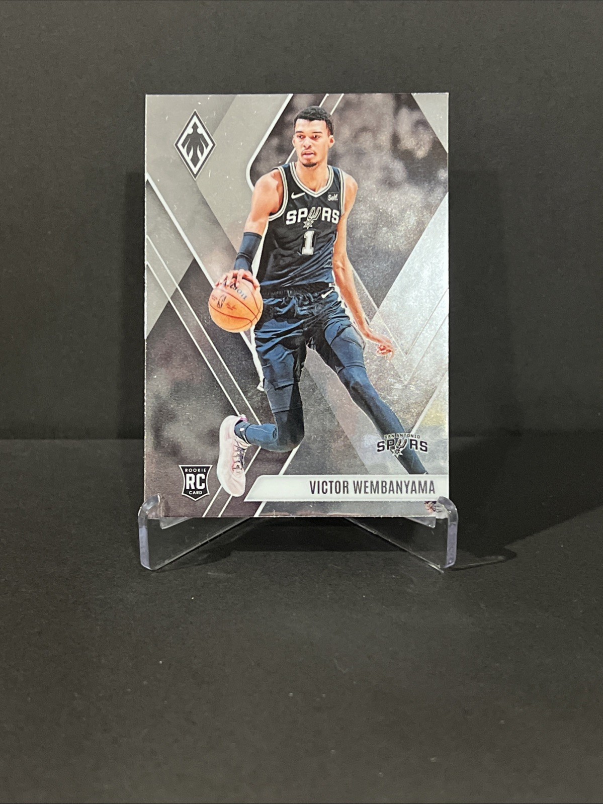 2023-24 Panini Phoenix - Rookies Victor Wembanyama #256 Silver (RC)