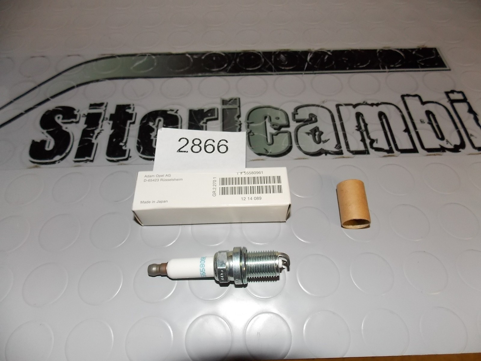 Original Platinum Spark Plug Suitable For Opel Zafira A B Meriva A B Astra