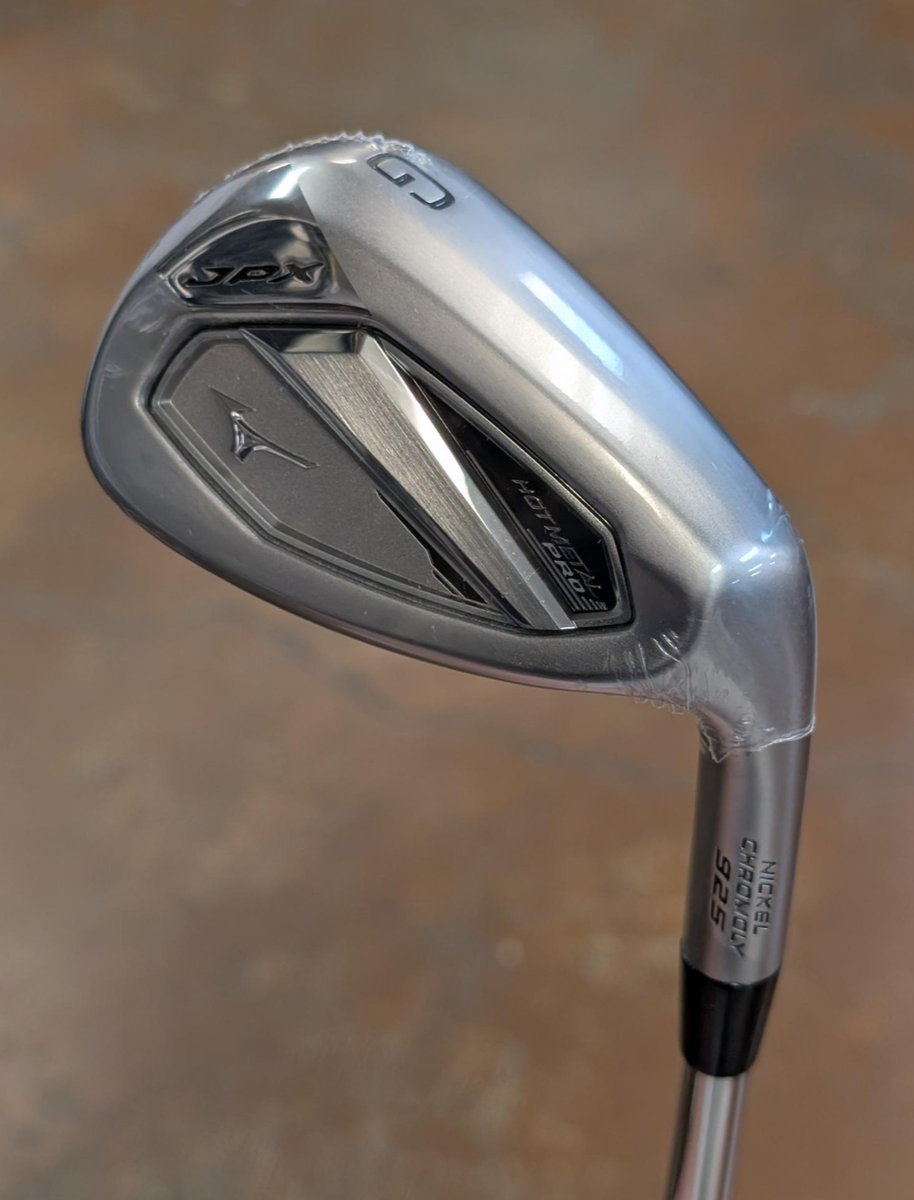 Mizuno JPX 925 Hot Metal Pro Gap Wedge / DG 105 S300 Stiff-Flex RH