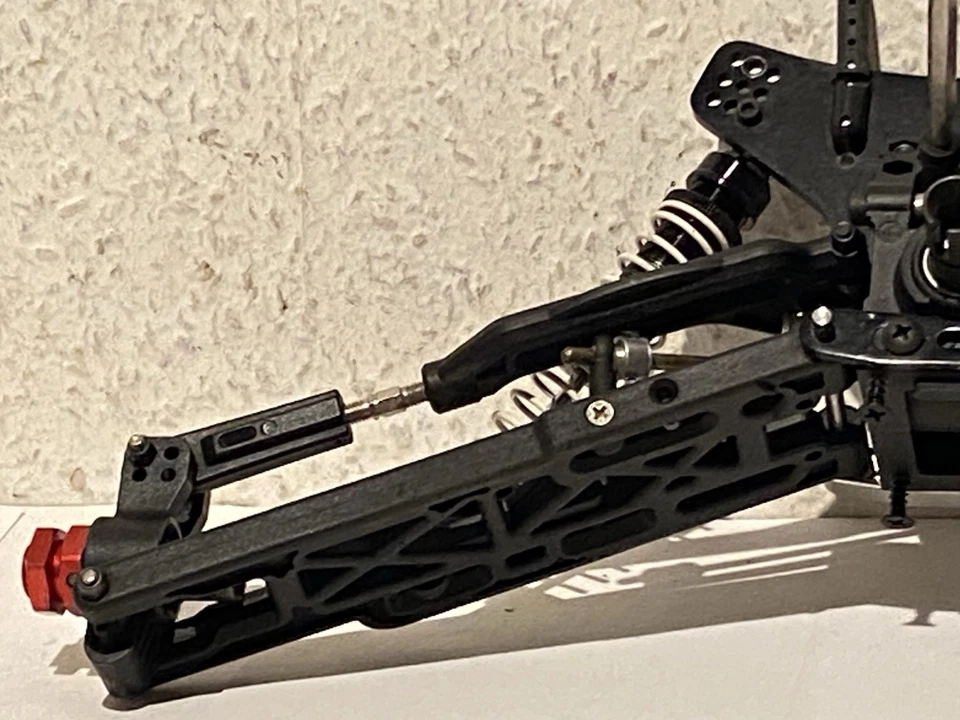 •Carson CNT Hinterachse-Differential,Dämpfer/Wellen/Querlenker/Achsschenkel• - Bild 2 von 4