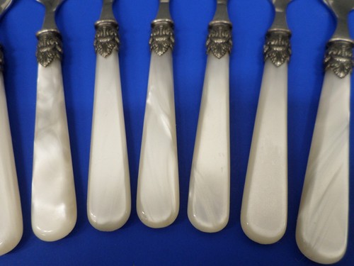 7 Cubiertos EME NAPOLEÓN-PERLA Brillante 18/10 ITALIA Acero Inoxidable 5.5" CUCHARAS DEMITASSE - Imagen 2 de 9