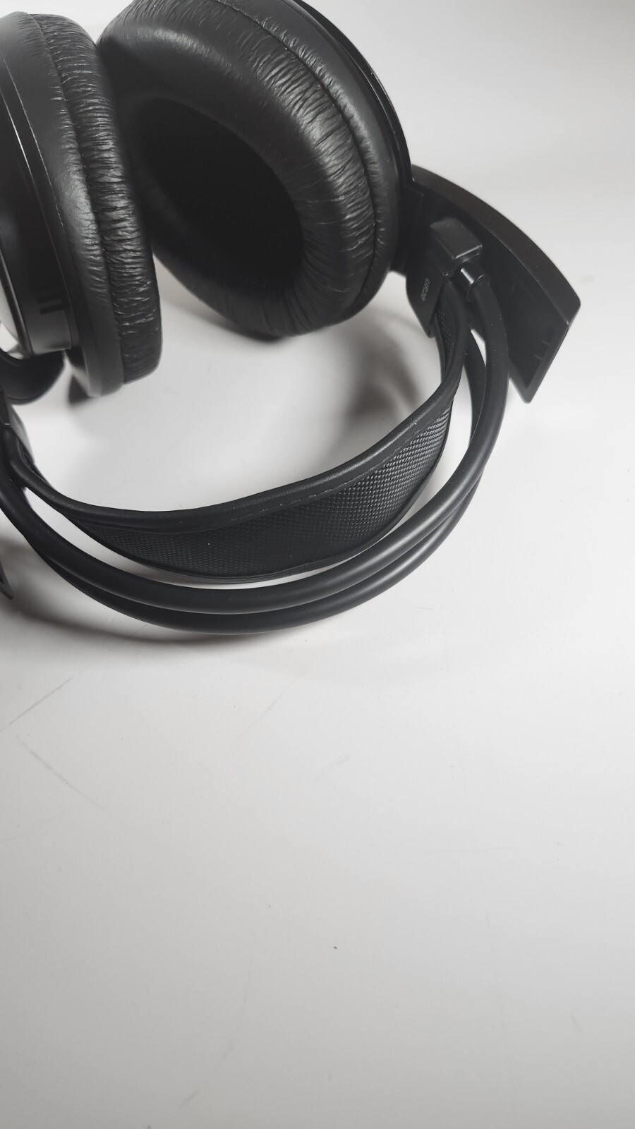 Koss UR20 Over-Ear Headphones, Flexible Sling Headband, Black