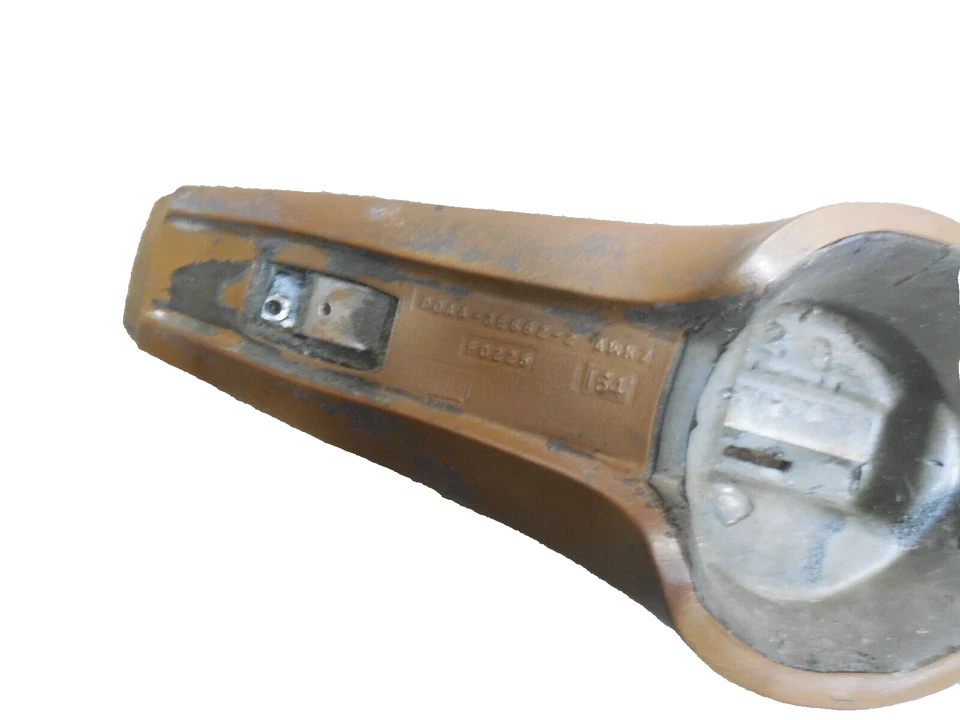 Б/у оригинальный 1970 1971 1972 1973 Ford Mustang 2 спицы рулевое колесо подушечка - Изображение 3 из 3