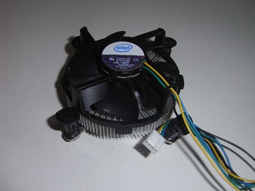 Intel E18764-001 FAN CPU Lüfter PC FAN Sockel 755 T Kühler PC Computer