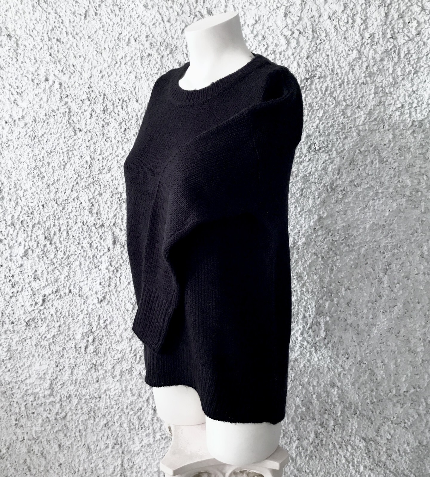 NEW LOOK BLACK FALL WINTER BASIC CREW NECK SWEATE… - image 1