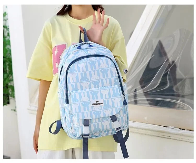 Backpack with Personality: Cute Bunny Pattern Design for School, College, Travel