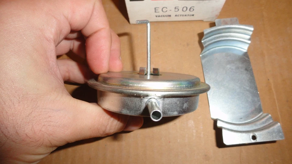 NORS 1975 OLDSMOBILE 400 定制 CRUISER 98 空气净化器真空吸尘器 6488213 — 第 3/3 张图片