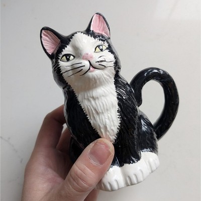 Vintage Black & White Tuxedo Cat B.W. Ceramic Cat Table Accessory