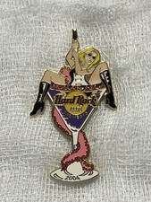 Spilla Hard Rock Cafe Las Vegas sexy bionda in vetro Martini 2004