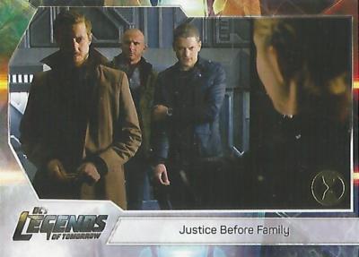 Legends of Tomorrow - #28 Rip Hunter Deco Foil Parallel Base Card