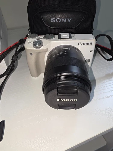 Canon EOS M3 Mirrorless Digital Camera  24.2MP  18-55mm f/3.5-5.6 IS STM Lens