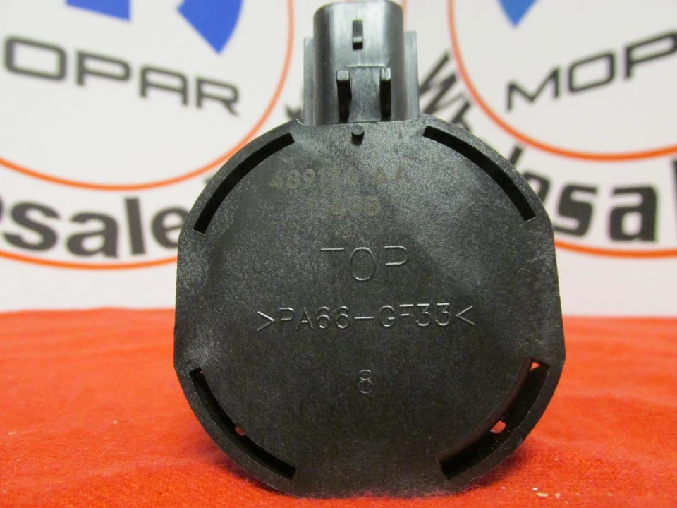 Válvula de purga linear de substituição DODGE CHRYSLER JEEP NOVA FABRICANTE DE EQUIPAMENTO ORIGINAL MOPAR - Imagem 2 de 4