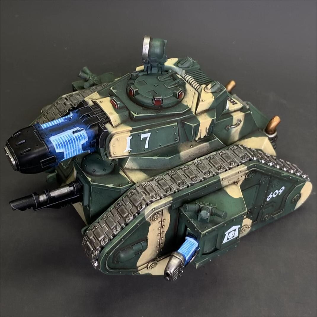 Astra Militarum Leman Russ Battle Tank Warhammer 40K Miniatures